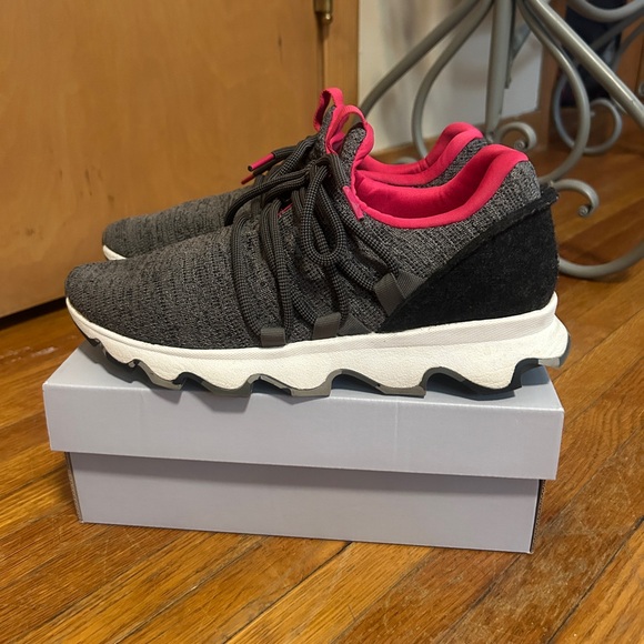 SOREL Grey Womens Sneakers Size 10 - Picture 6 of 11